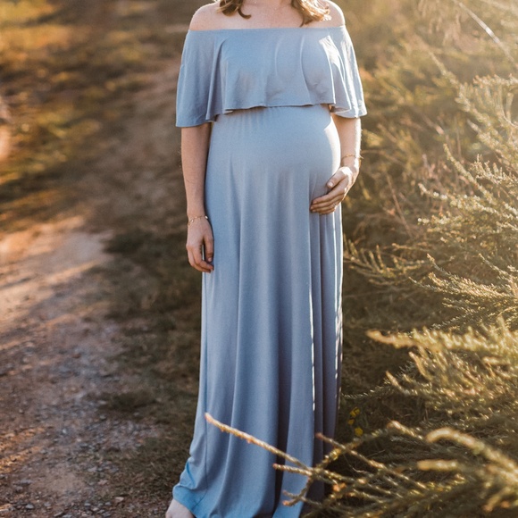 Off the Shoulder Maxi Maternity Dress - Picture 7 of 7